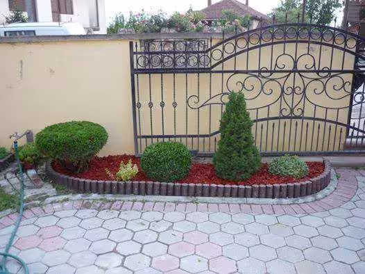 Malč za baštu ukrasnog bilja